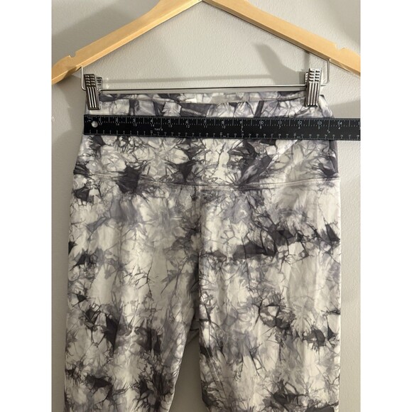 Lululemon Wunder Under High Rise Legging Shibori Tie Dye black white gray Size 8 - Picture 7 of 9